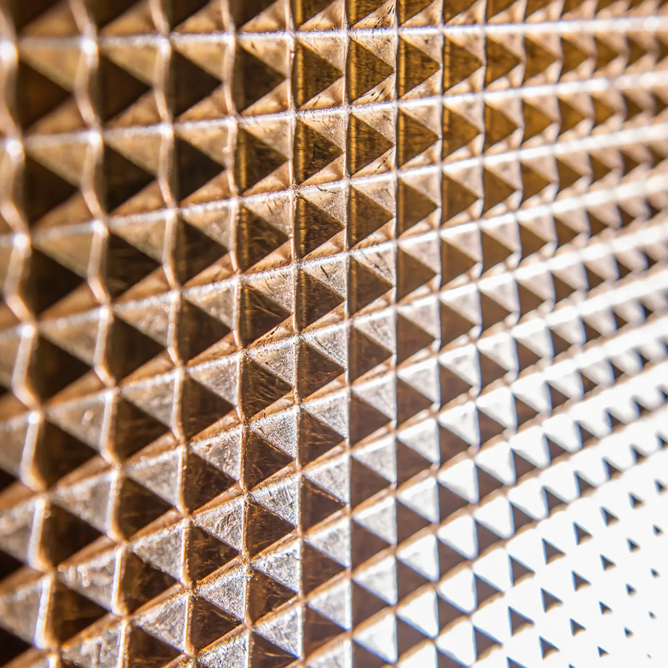 Alfama 3 Credenza d'Oro