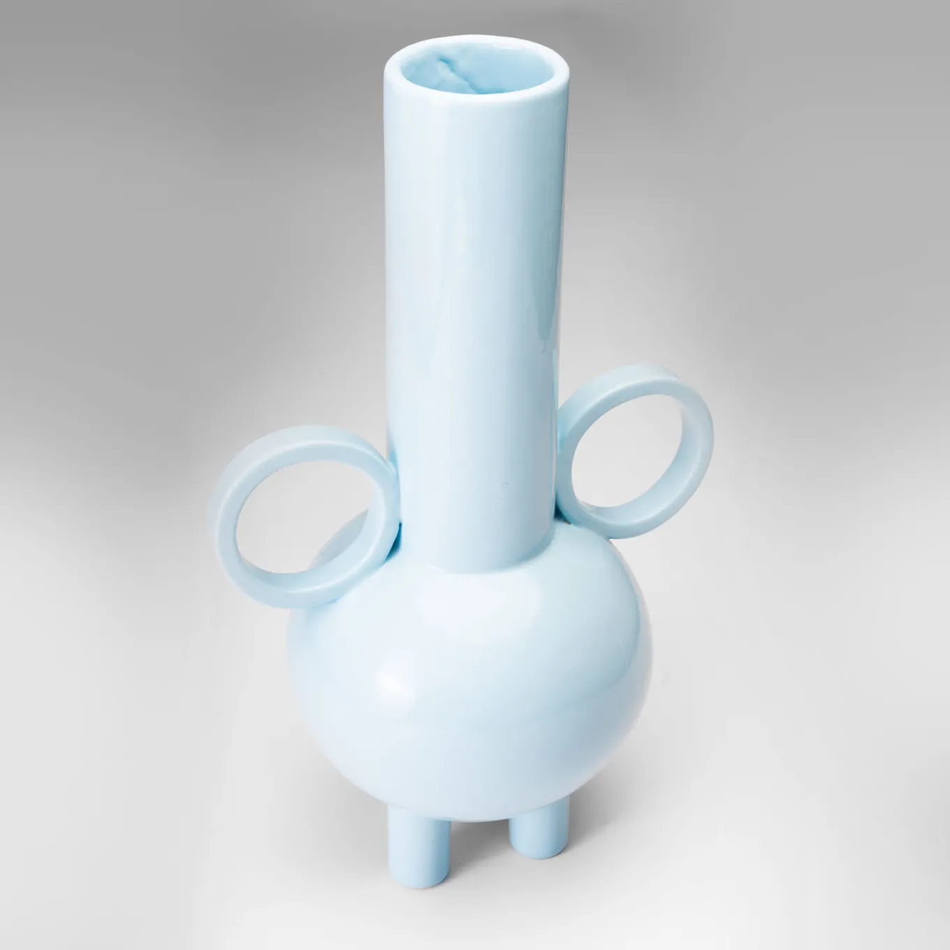 Anfora alta in ceramica azzurra Stereogramma