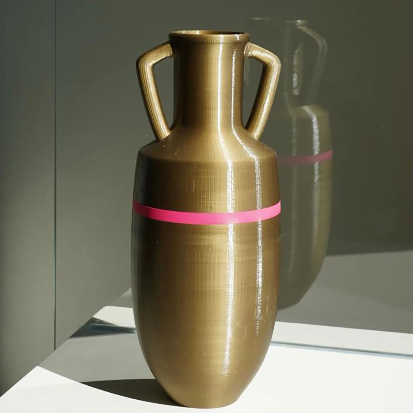 Anfora Ottaviano XL in bronzo e fucsia