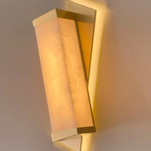 Applique da parete "Offset" in ottone satinato