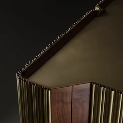 Armadietto Canneto in ottone spazzolato di Adriano Design