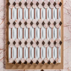 Bassorilievo Byzas di Elena Salmistraro