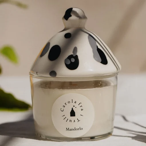 Candela profumata Mandorlo con coperchio in ceramica