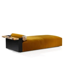 Chaise Lounge Egon in velluto giallo con dettagli in pelle e corno