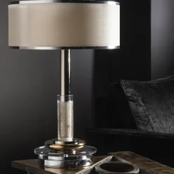 CL2100 Lampada da tavolo in ottone