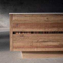 Comò in legno marrone Tartare