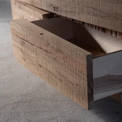 Comò in legno marrone Tartare