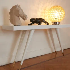 Console Andre White