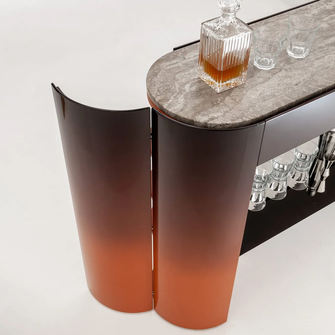 Console Collectionist con piano in marmo travertino grigio