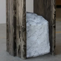 Console in Frappuccino e Marmo Bianco Carrara