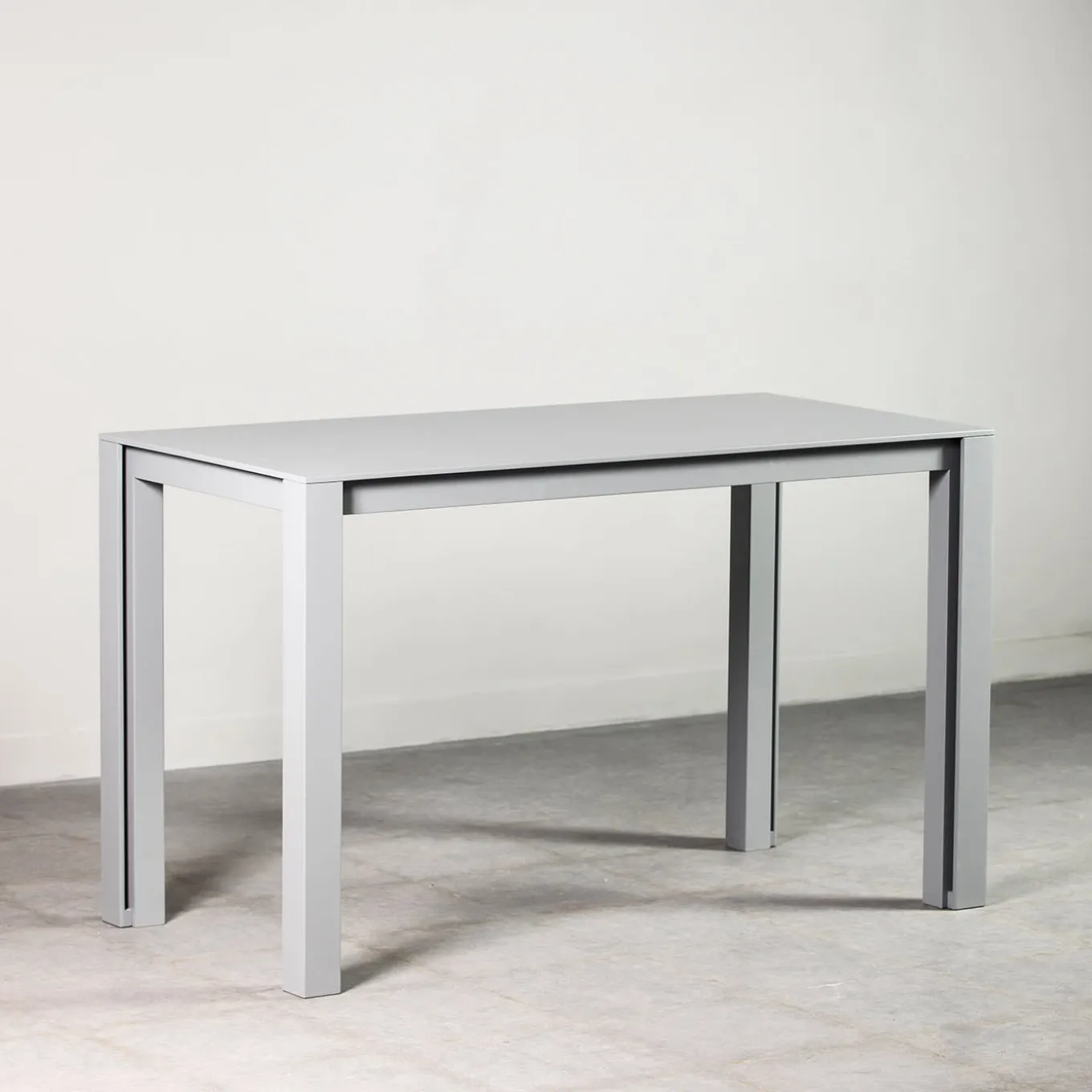 Console in legno laccato grigio opaco