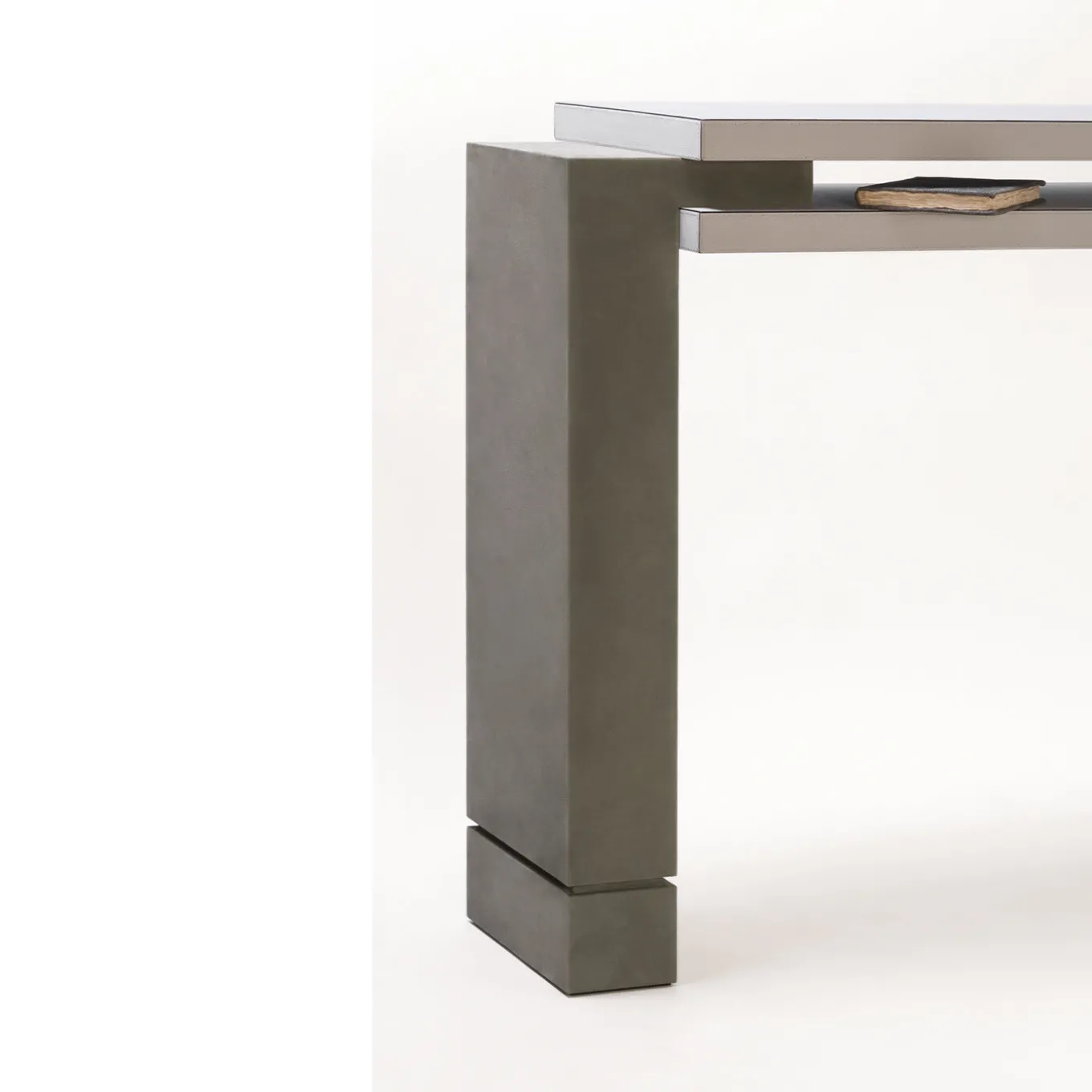 Console in pelle Stratos