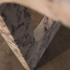 Console tagliata e piegata