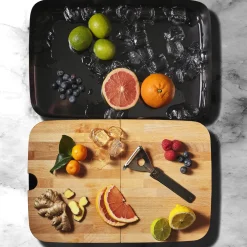 Contenitore e tagliere all-in-one Collezione Barock disegnata da Samer Alameen