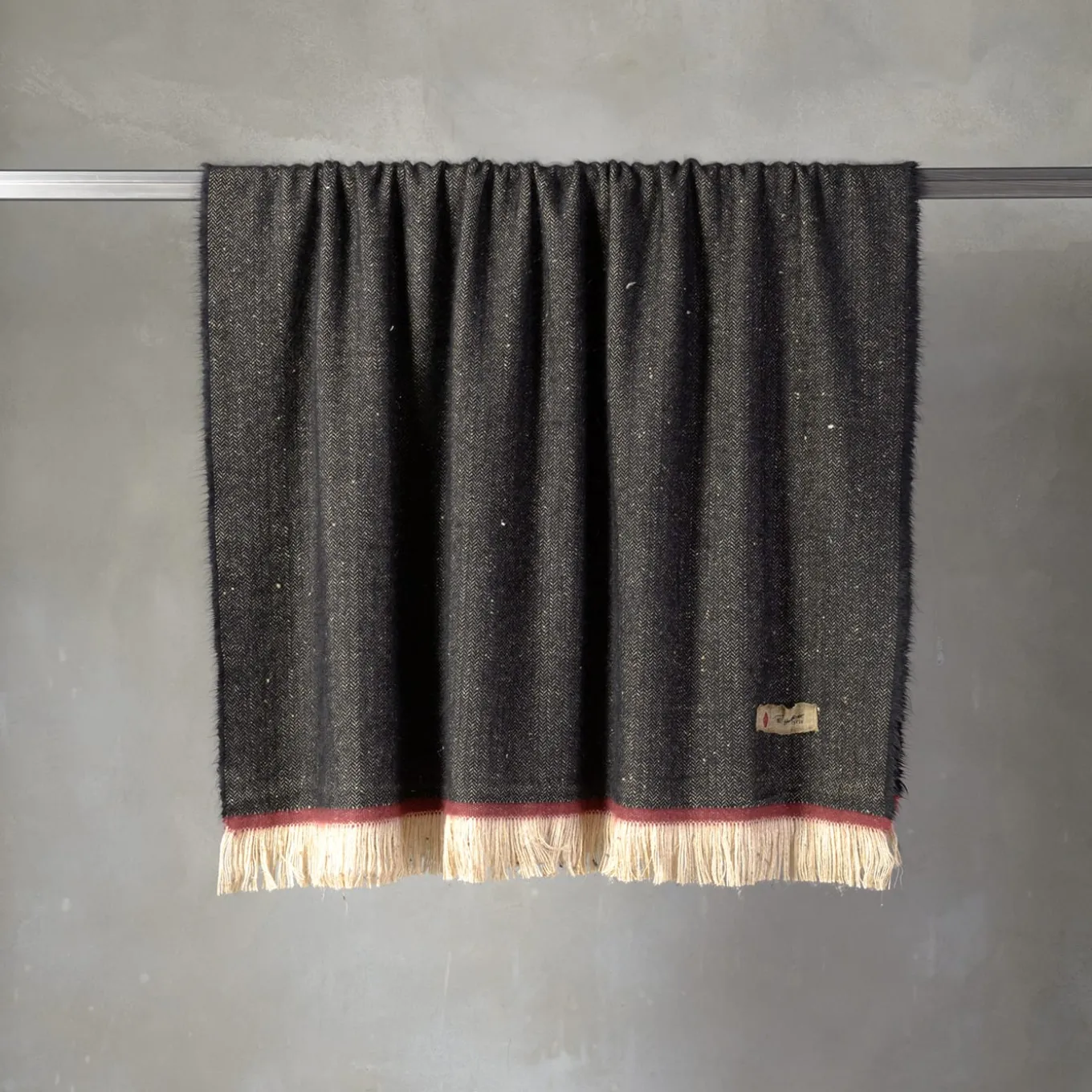 Coperta policroma con frange Riptide