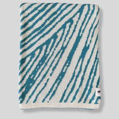 Coperta Tratto Bio Teal & White di Emilio Salvatore Leo