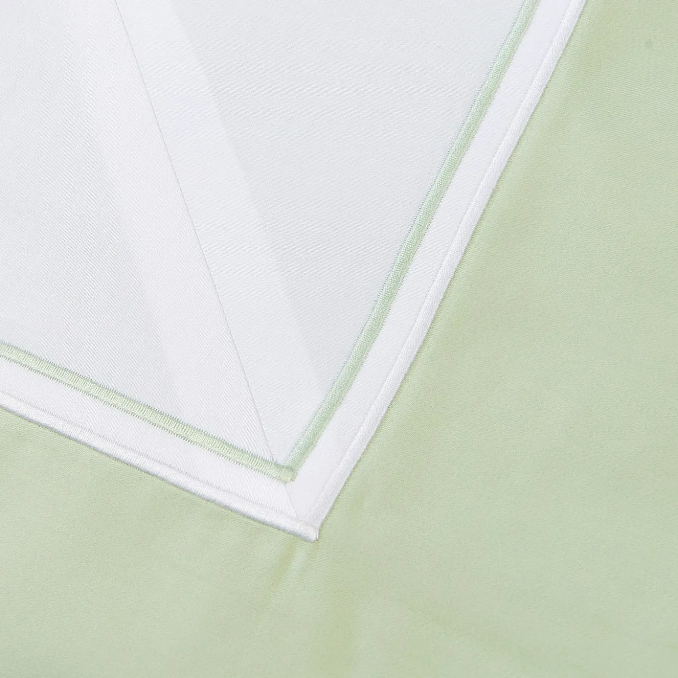 Copripiumino Eucalipto Verde e Bianco in Raso di Cotone