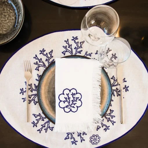 Corallo Blu Set di 2 tovagliette ricamate ovali