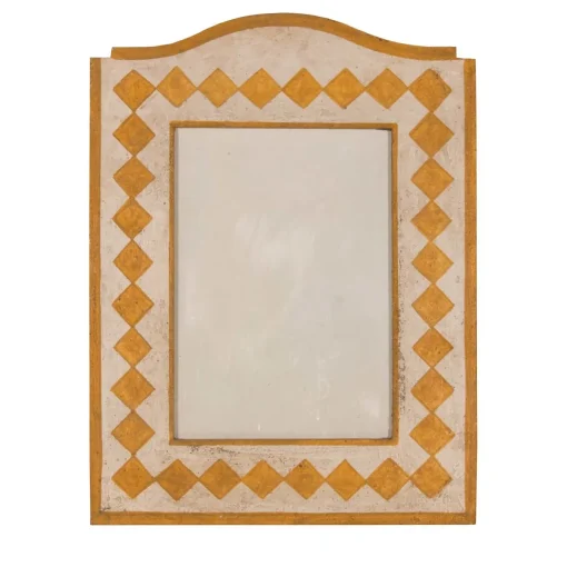 Cornice gialla