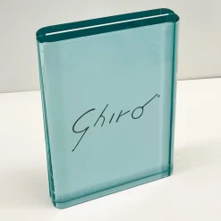 Cornice verticale in cristallo acquamarina