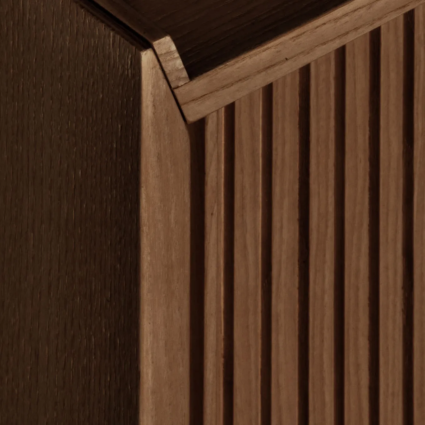 Credenza bassa Sipario a 2 ante in frassino marrone