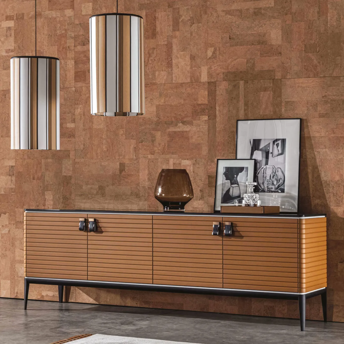 Credenza Levanzo a 4 porte in marrone