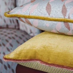 Cuscino Carrè in tessuto jacquard falso unito