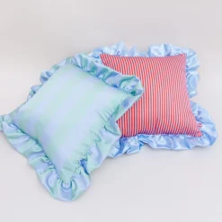 Cuscino in poliestere riciclato azzurro Bon Bon