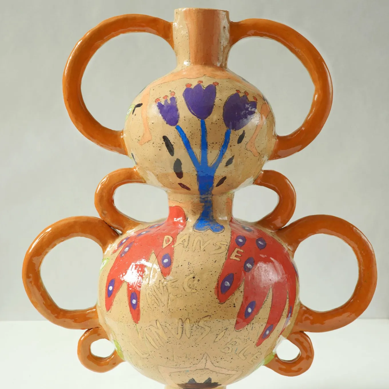 Danza con il vaso invisibile