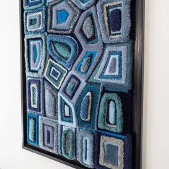 Decostruzione in arazzo blu