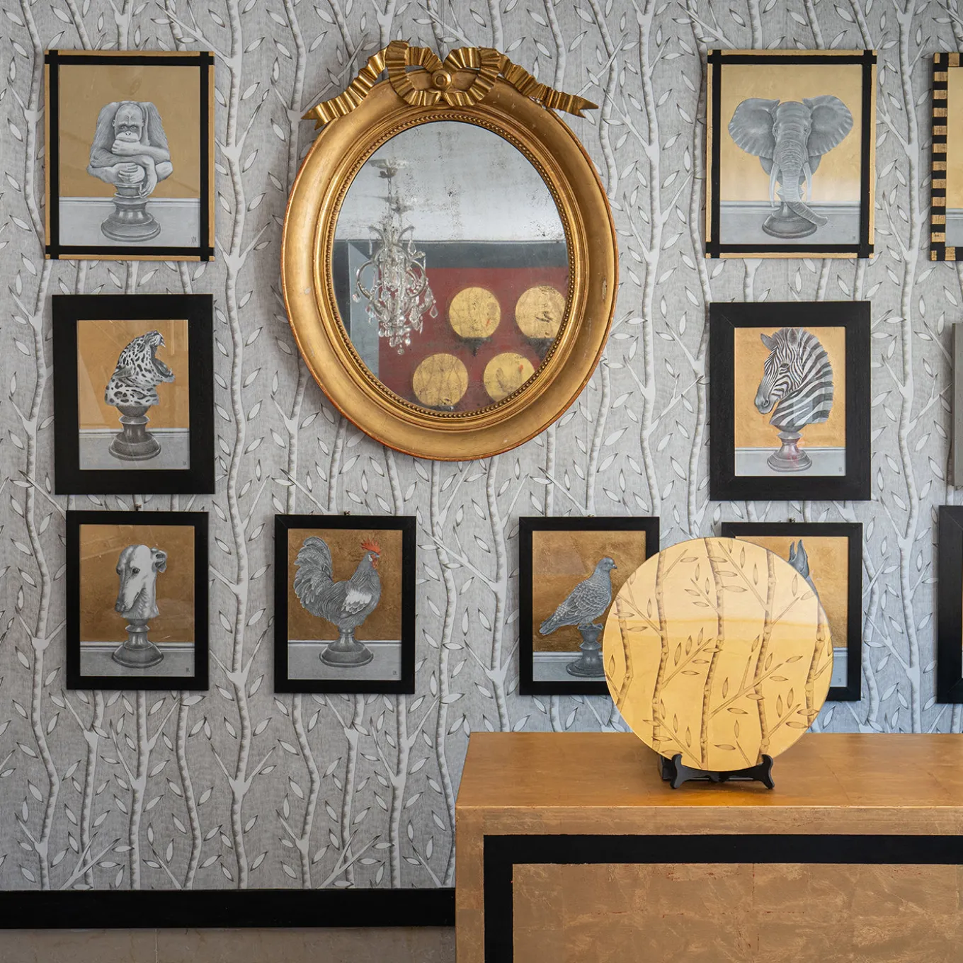 Disegno Levriero su piedistallo