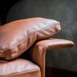 Divano in pelle marrone Alato