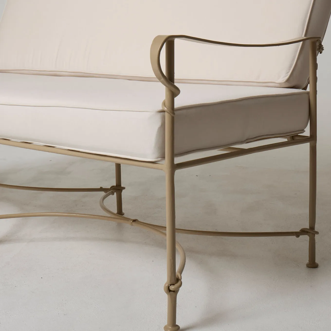 Divano reclinabile per esterni in ferro Lotus