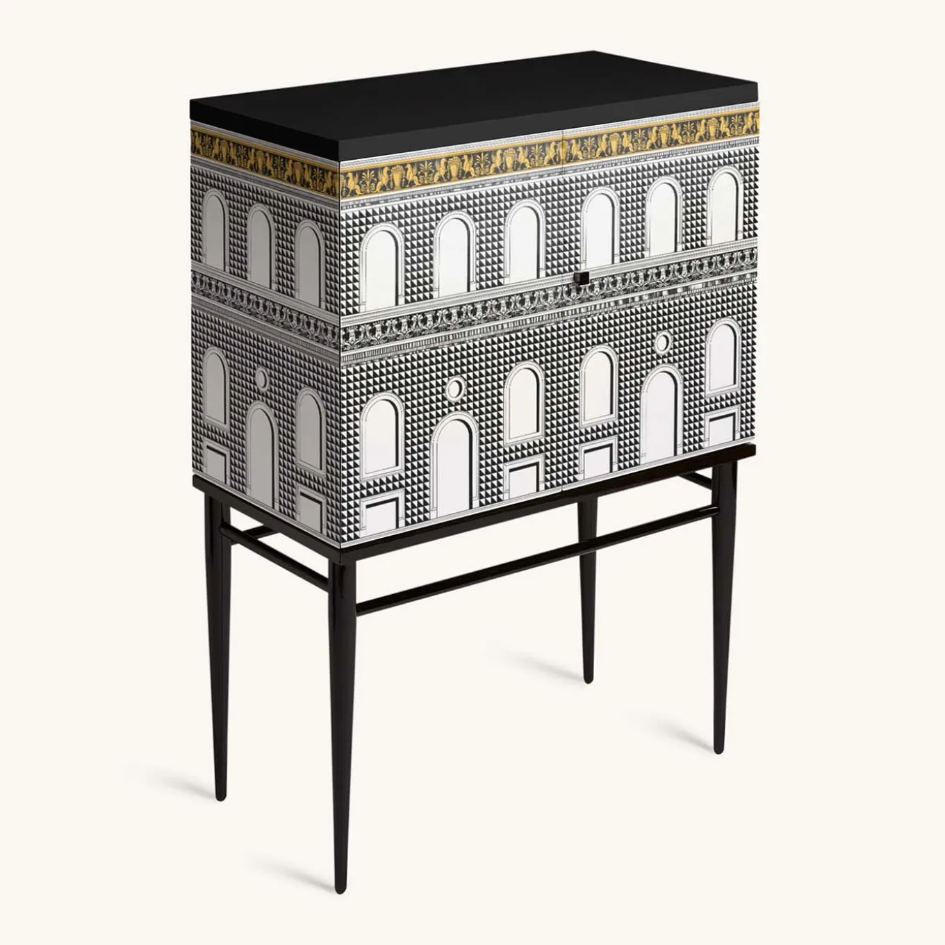 Facciata Quattrocentesca Rialzata Piccolo Armadietto #1