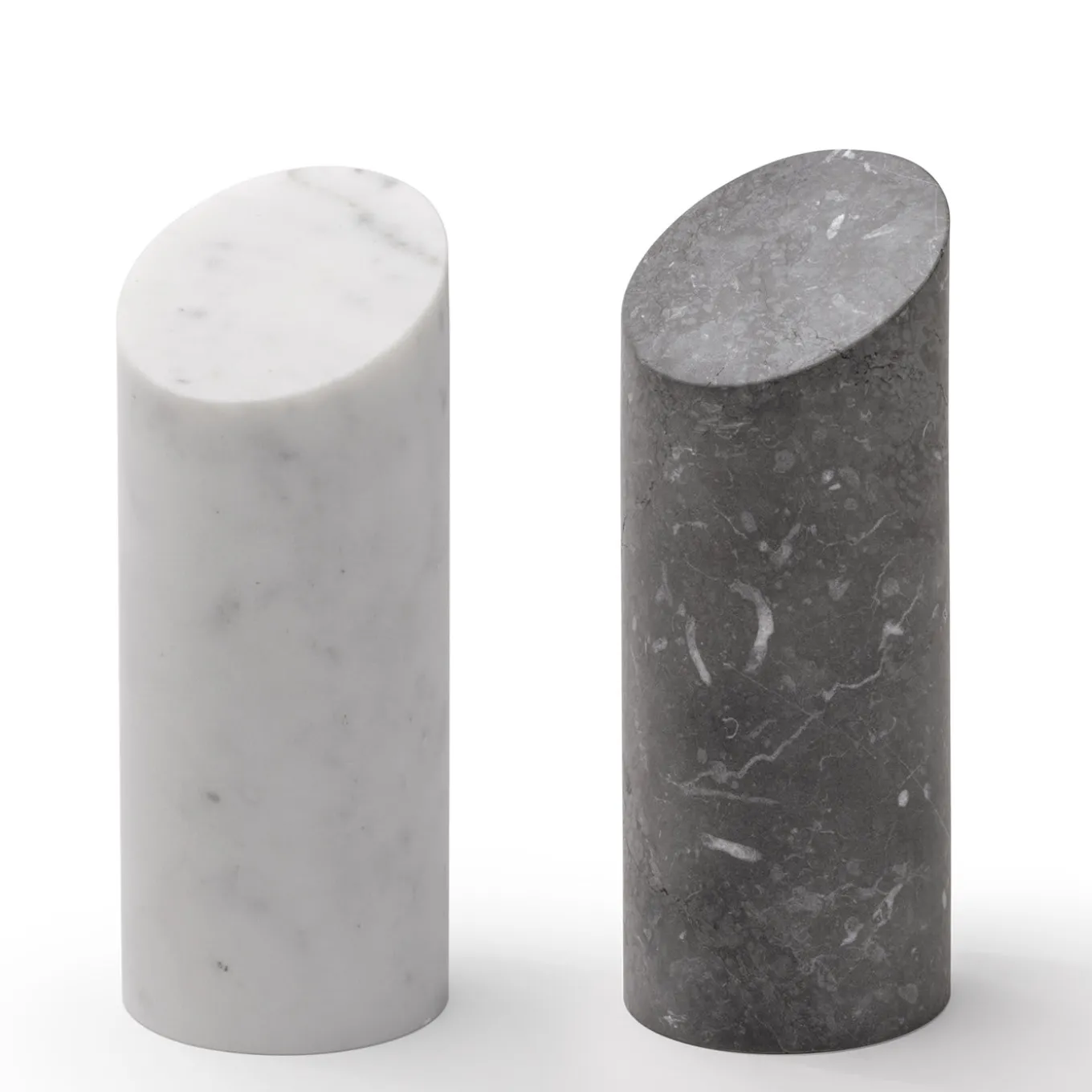 Fermalibri Kilos Black Cylinder di Elisa Ossino