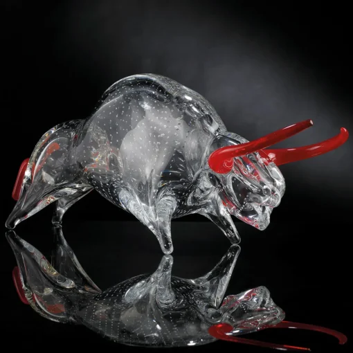 Figurina di toro in vetro grande