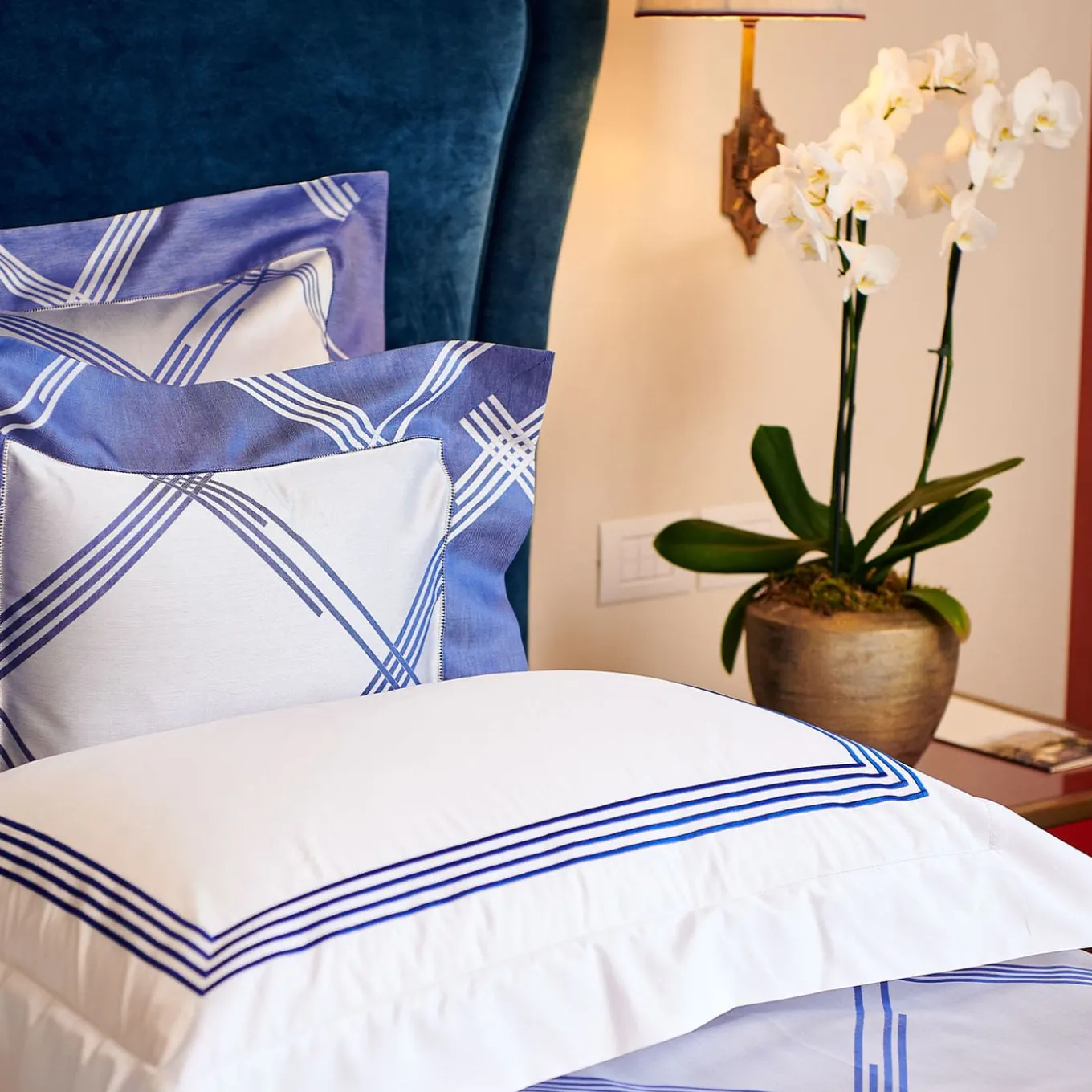 Four Generations Jacquard Blue China US Standard Sham