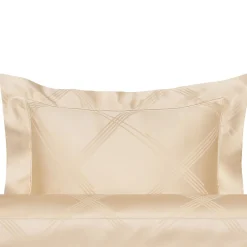 Four Generations Jacquard Goldfinger US Standard Sham