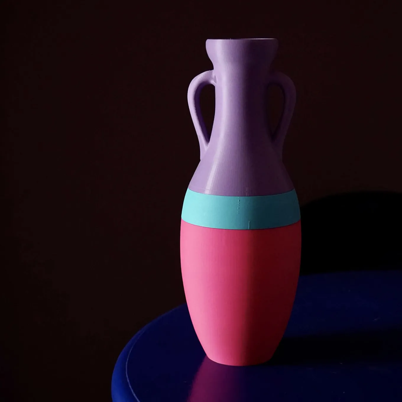 Giulio Cesare XL Anfora azzurra e rosa fucsia