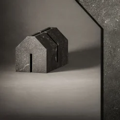 Il Villaggio - Casa di Pietra Avola Scultura in pietra di John Pawson