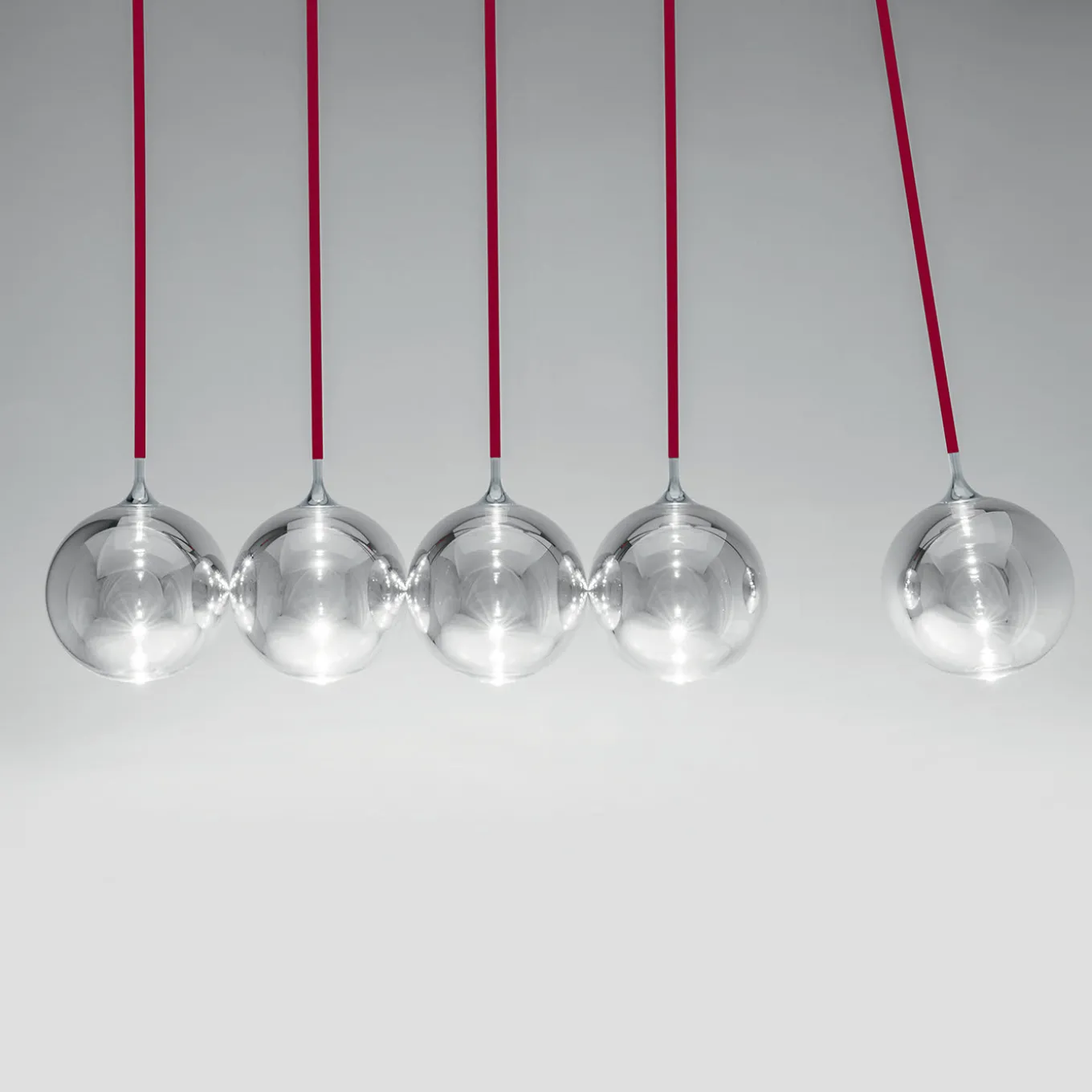 Lampada a sospensione Newton di Franco Raggi