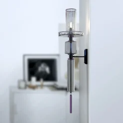 Lampada cilindrica da parete Canaletto a 1 luce in vetro di Murano color grigio e viola