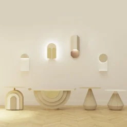 Lampada da parete Bifora Beige Lecce Limestone & Brushed Brass di Apospersano