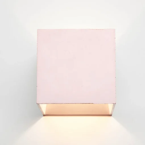 Lampada da parete rosa