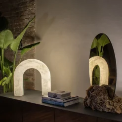Lampada da tavolo Arco di Luce in alabastro grande