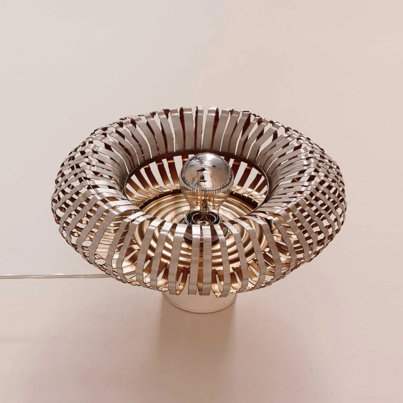 Lampada da tavolo Barby di Nadja Galli Zugaro