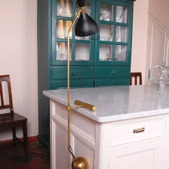 Lampada da tavolo Equilibrista in ottone