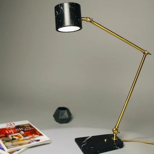Lampada da tavolo "Flamingo" in marmo nero Marquinha