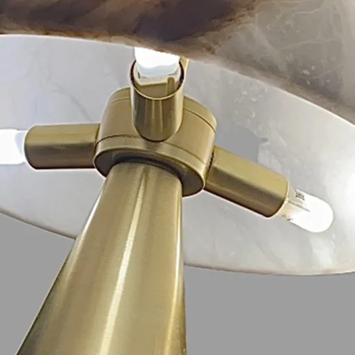 Lampada da tavolo "Funghetto" in ottone satinato A