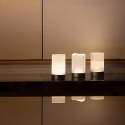 Lampada da tavolo ricaricabile Haute Silk di Federico Peri